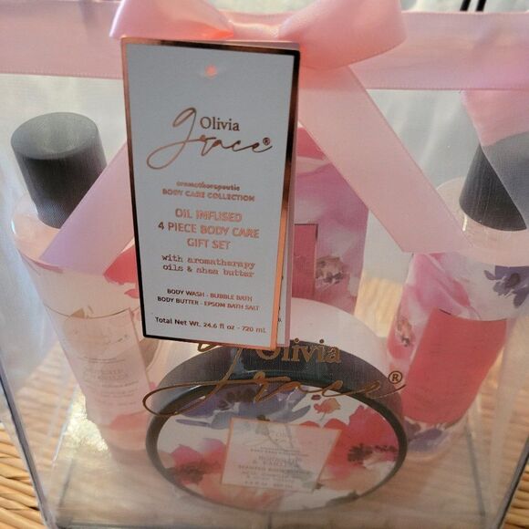 OIL INFUSED A4 ROSEHIP VANILLA PICIECE BATH SET - Picture 1 of 16
